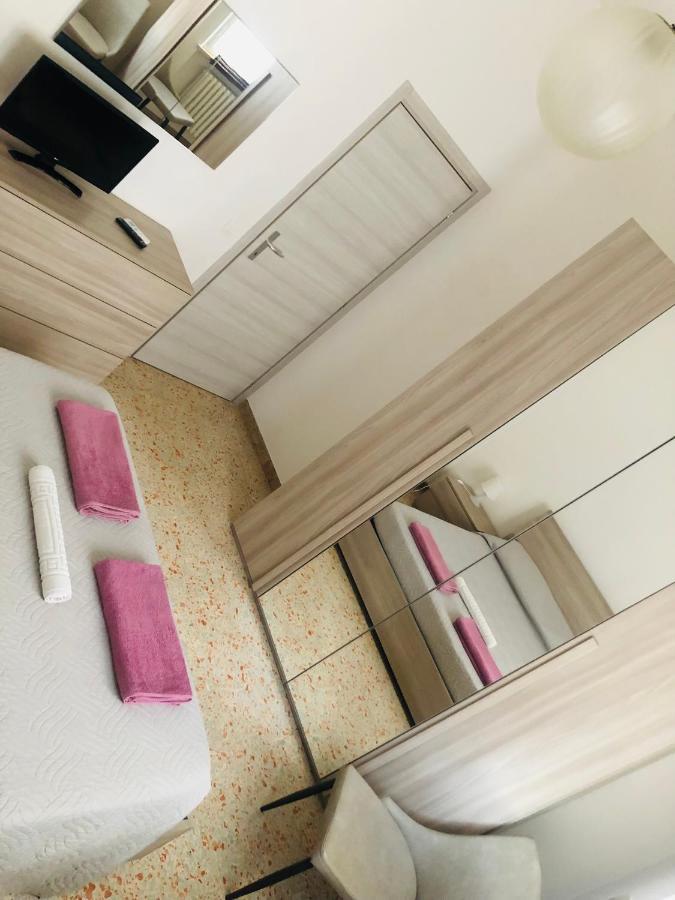 B&B Dell'Amicizia Фано Экстерьер фото