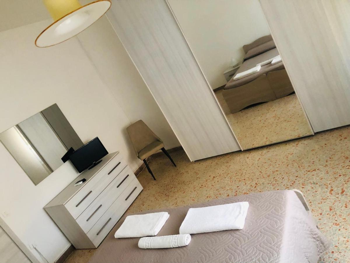 B&B Dell'Amicizia Фано Экстерьер фото